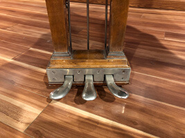Example photo of grand piano pedals